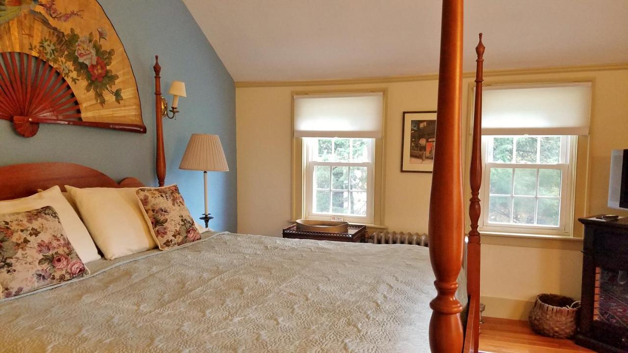 Centennial House Bed And Breakfast Northfield Exterior foto